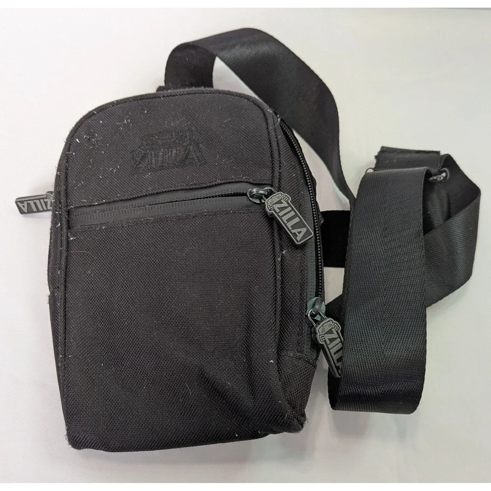 Zilla Crossbody Bag Unisex Small Black Good Streetwear Utility Shoulder Bag
